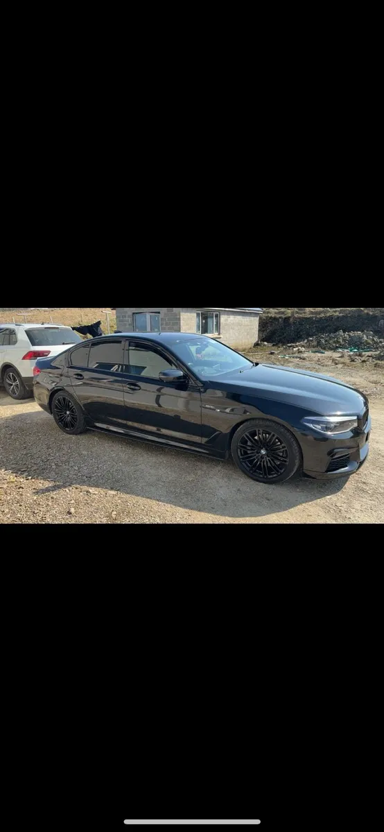 BMW 523D 5-Series 2018 *High Spec* - Image 1