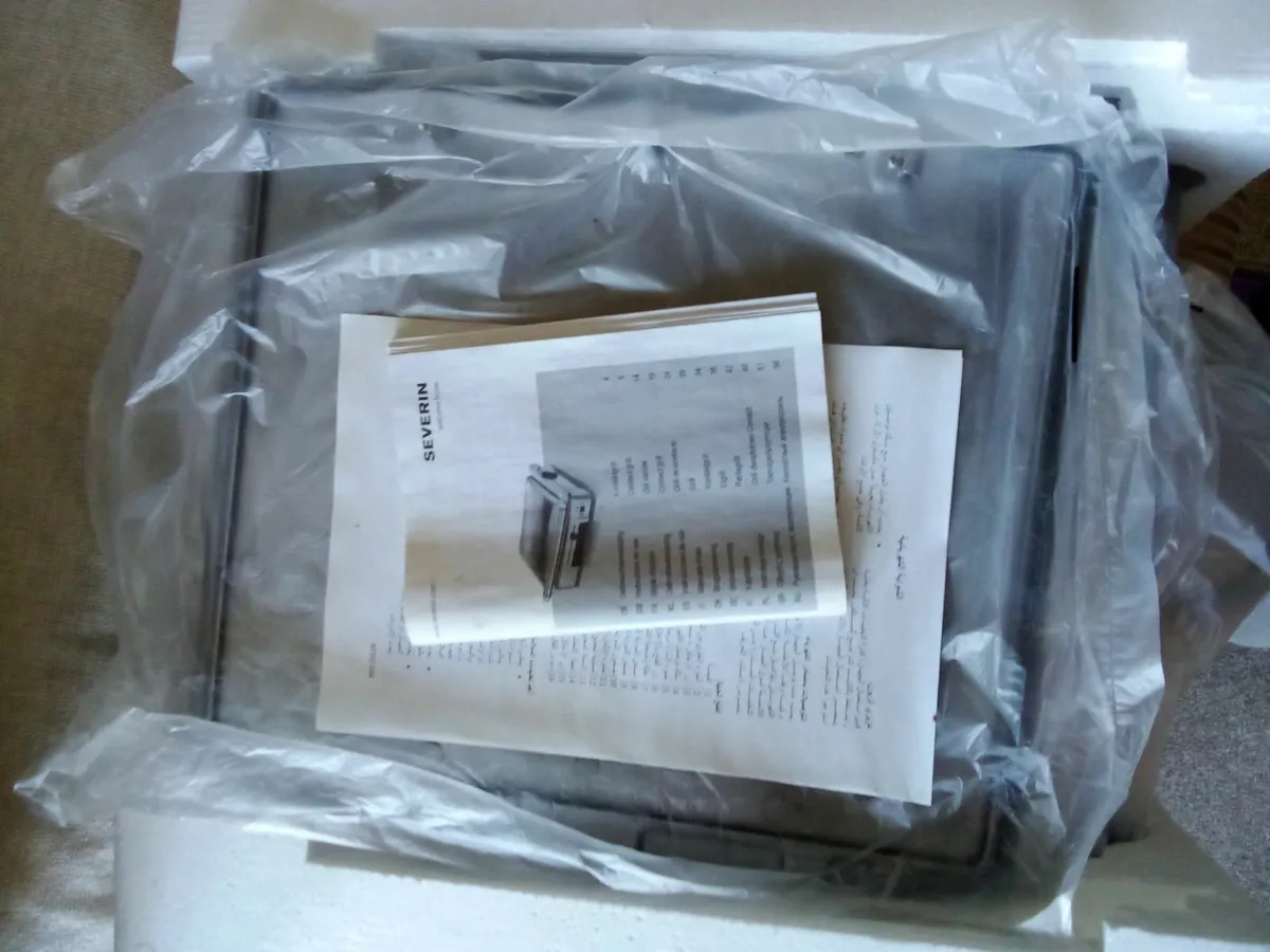 Electric grill, brand new and boxed - Image 4