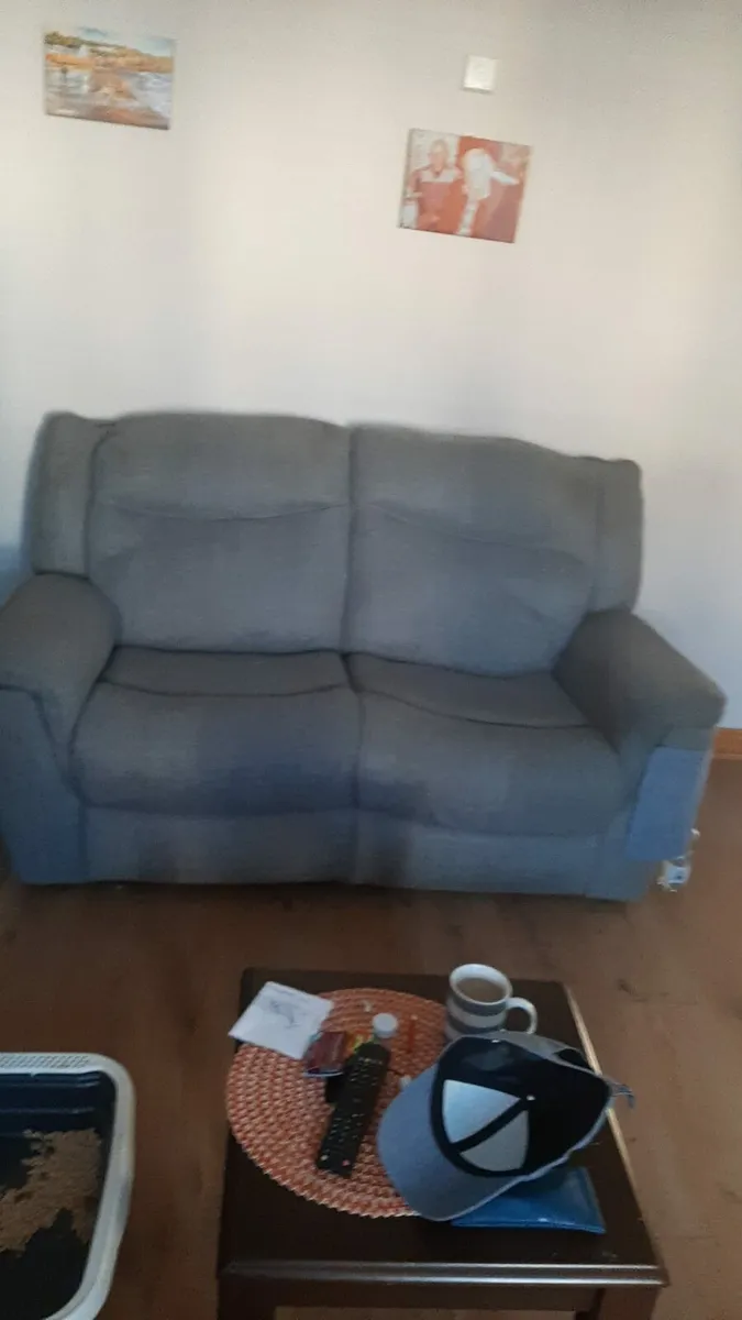 Sofa recliner - Image 1