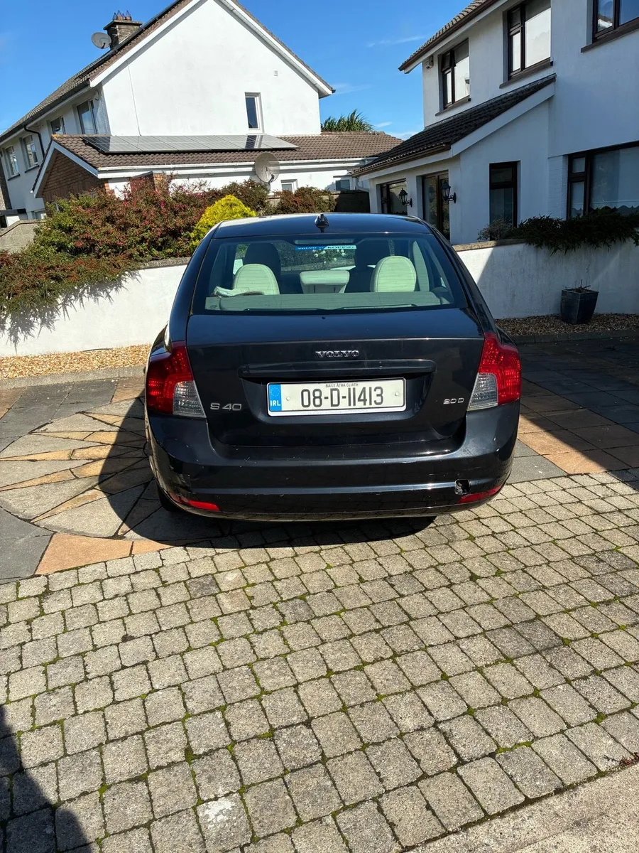 Volvo S40 2.0D SE - Image 2