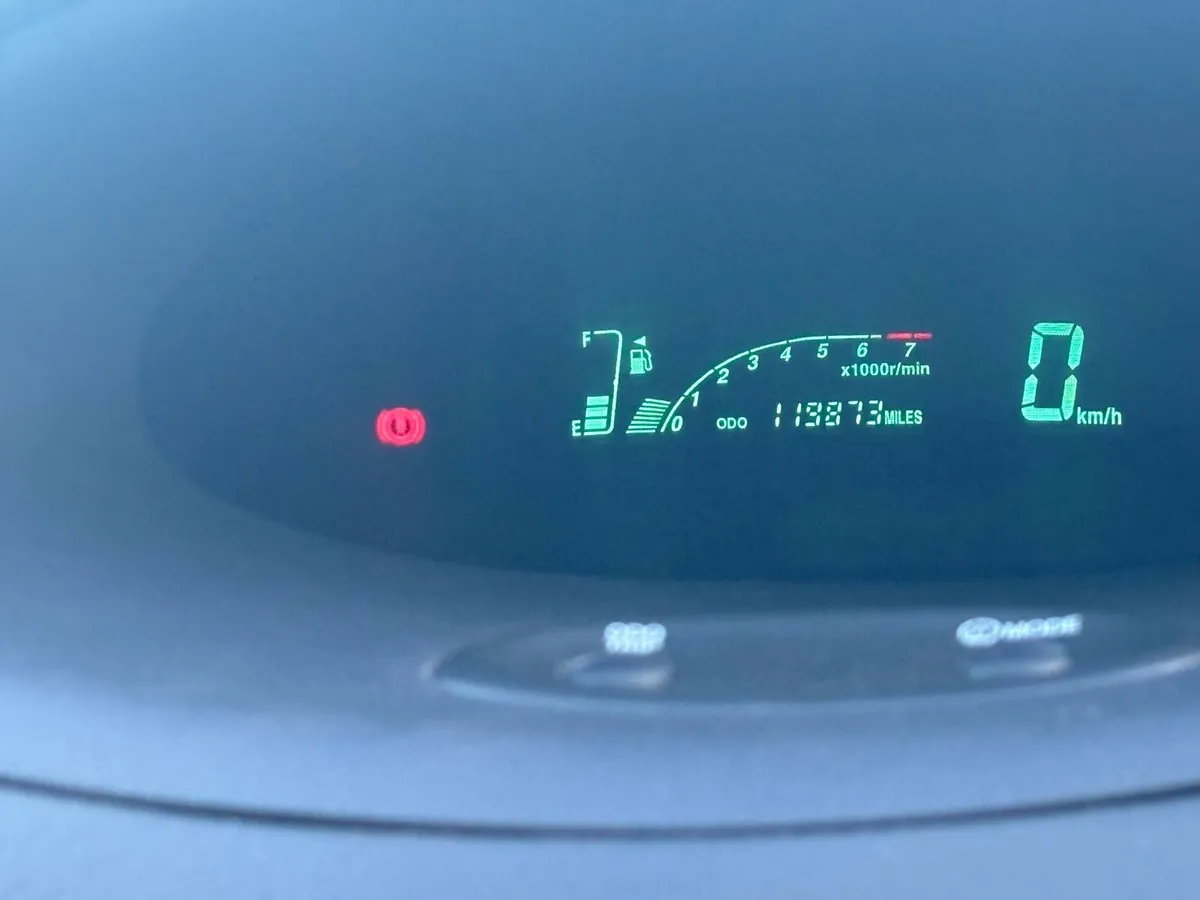 Toyota Yaris Terra 5DR - Image 1