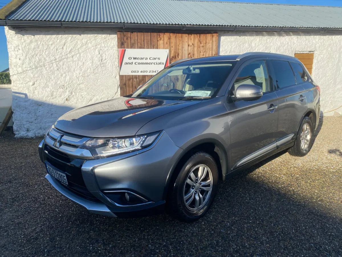Mitsubishi Outlander 2016 / 4WD - Finance Arranged - Image 1