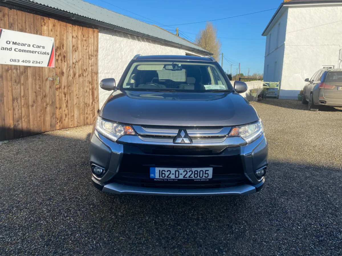 Mitsubishi Outlander 2016 / 4WD - Finance Arranged - Image 2