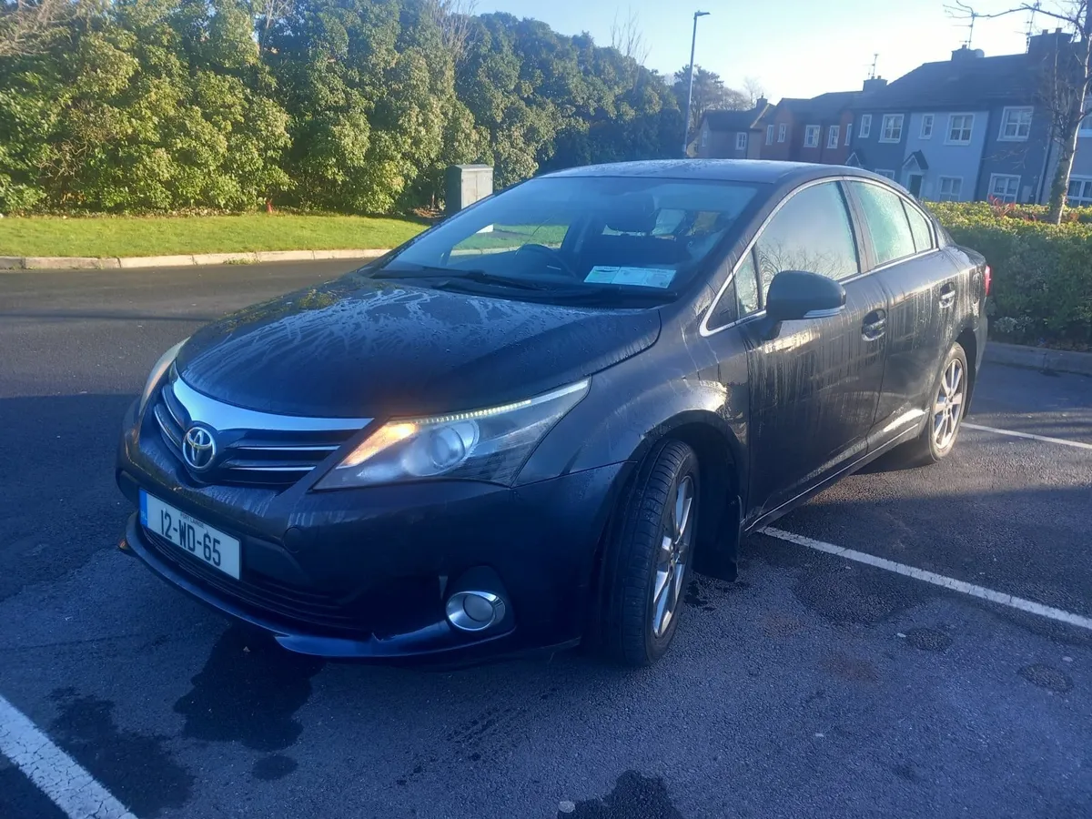 12 TOYOTA AVENSIS 2LT D4D €2950 - Image 4