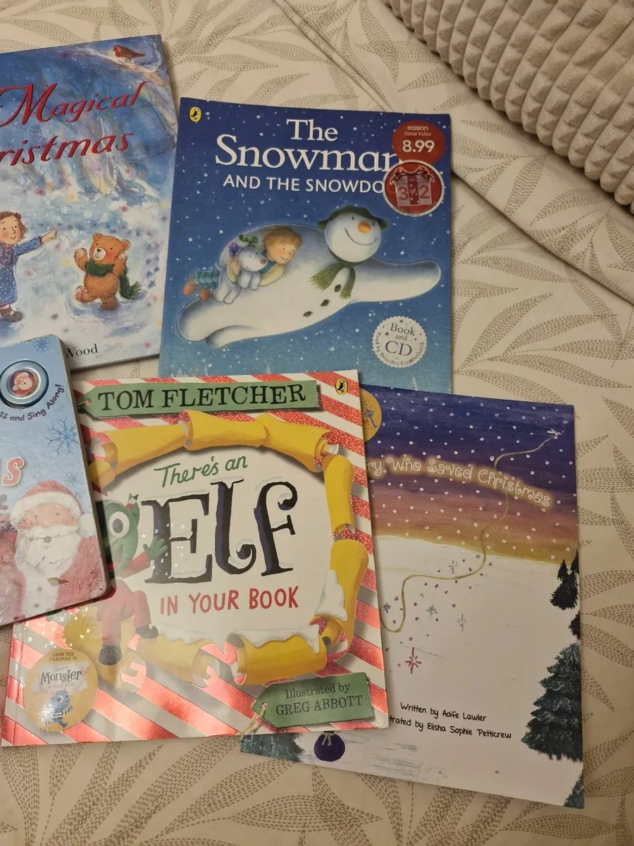 Christmas books - Image 4