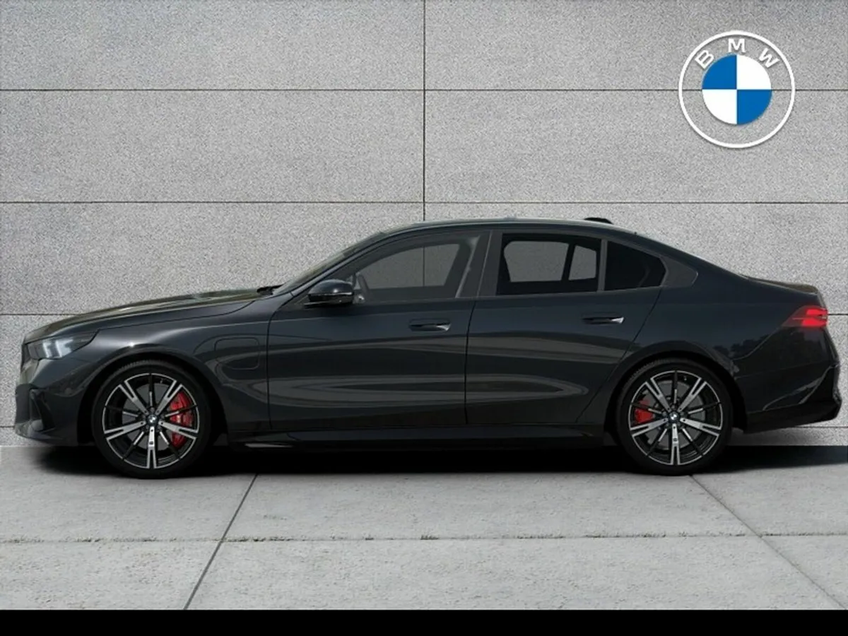 BMW 5-Series 550e xDrive M Sport Pro - Image 2