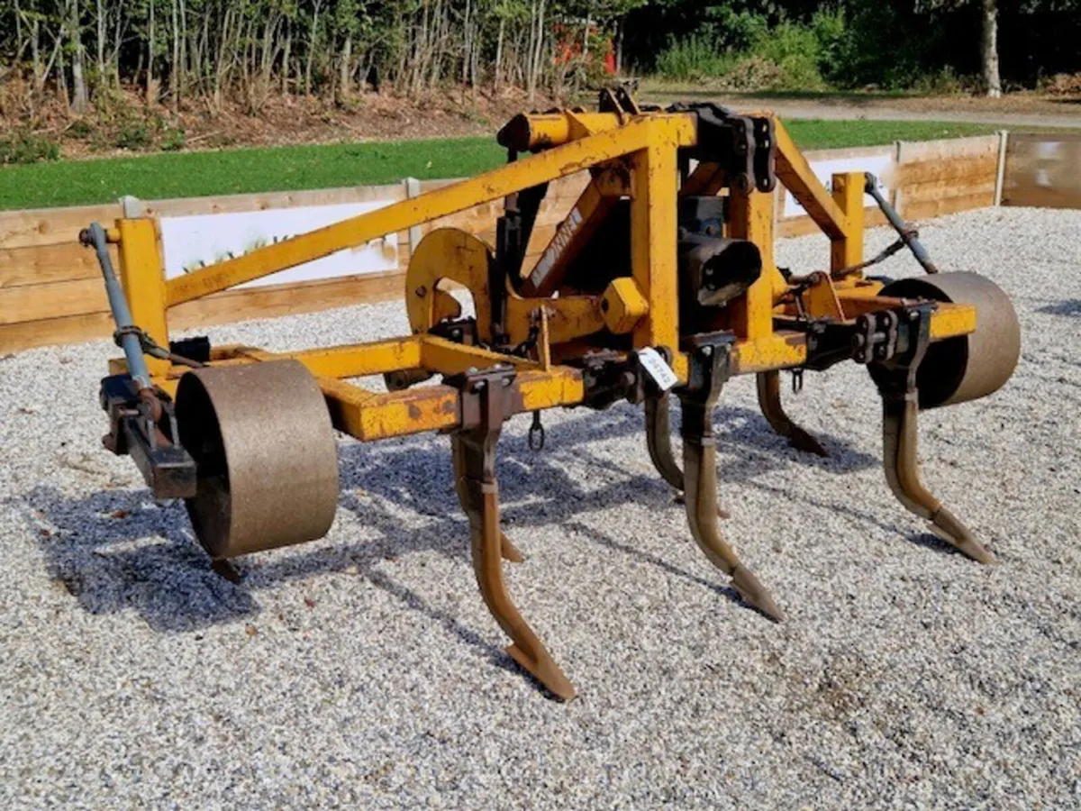 MCCONNEL 3M 7 LEG SHAKERATOR - Image 1