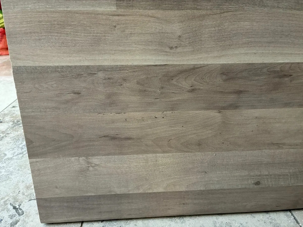 3000mm x 900mm x 40mm (10' x 3') Countertop - Image 3