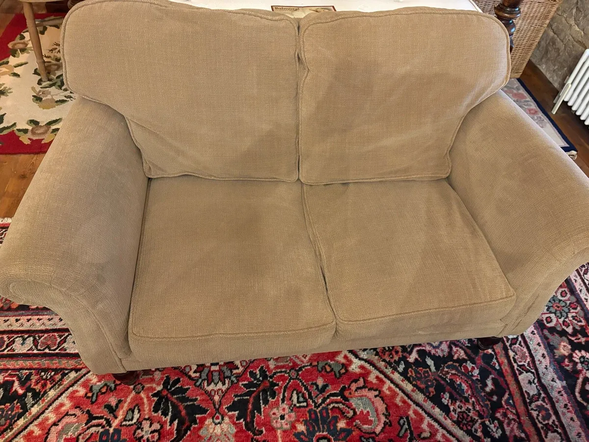 Couch - Image 4