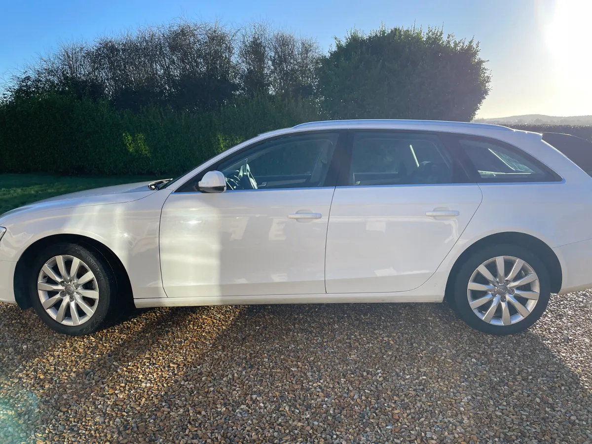 Audi A4 2014 Estate low mileage - Image 2