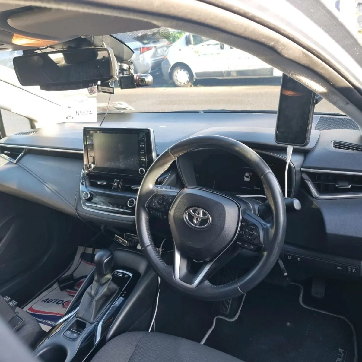 Toyota Corolla - Image 3