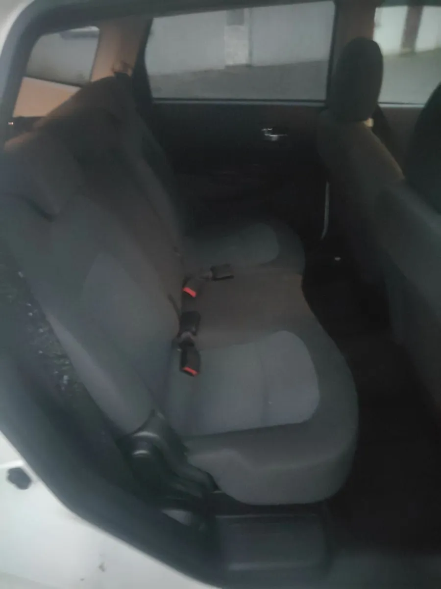 Nissan Qashqai+2 2013 - Image 2