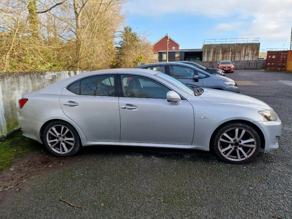 Lexus IS250 SPORT - Image 4