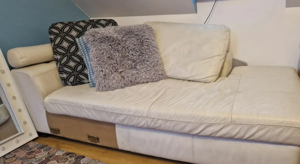 Cream Italian Leather Sofa Set – 3-Piece - Image 3