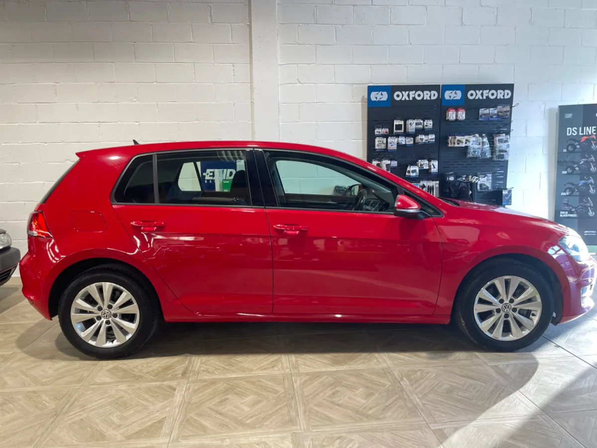 Volkswagen Golf 1.2L TSI Automatic 2014 - Image 2