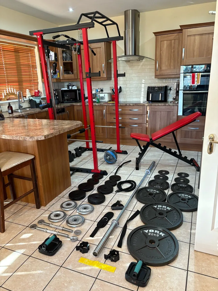 BEST GYM FULL SET, EVERYTHING YOU COULD NEED!!! - Image 1