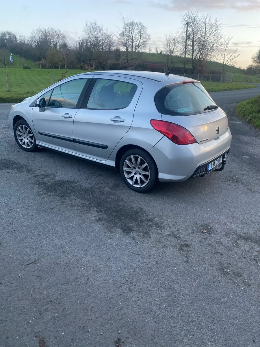 Peugeot 308 - Image 3