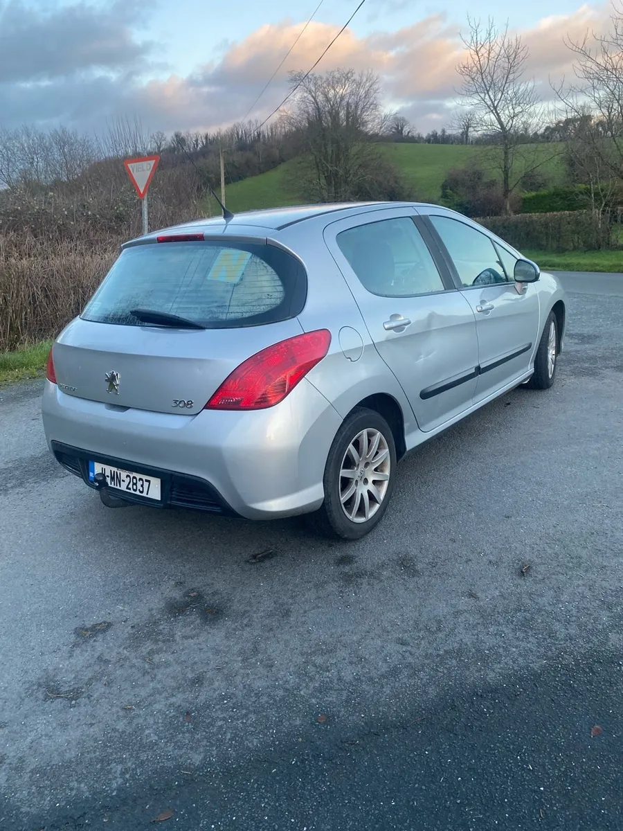 Peugeot 308 - Image 4
