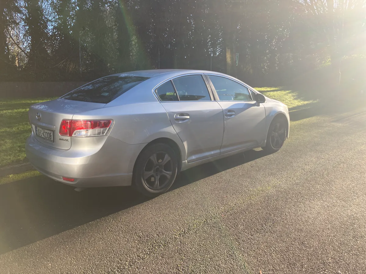 2010 TOYOTA AVENSIS 2.0 D4D SALOON 087-2535286 - Image 3