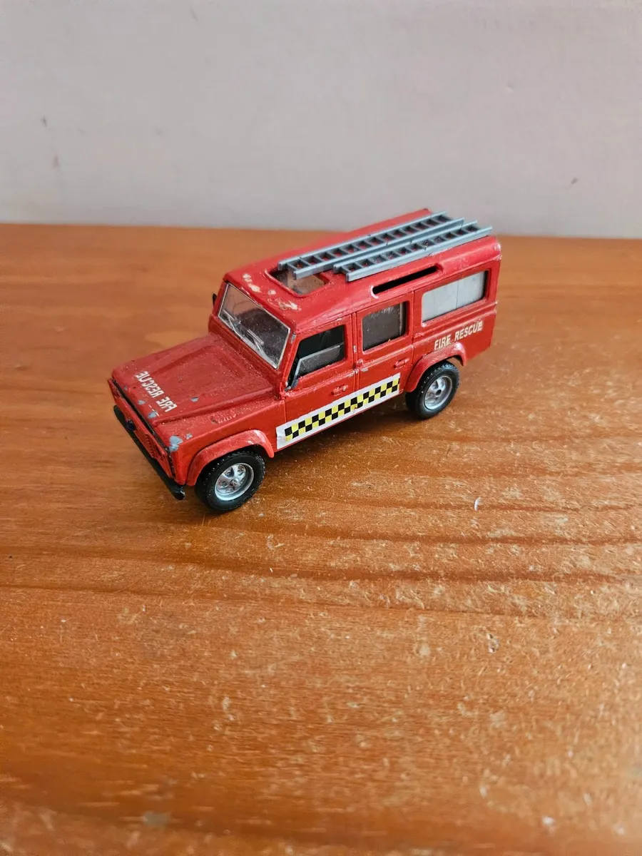 Corgi Solido Landrover - Image 2