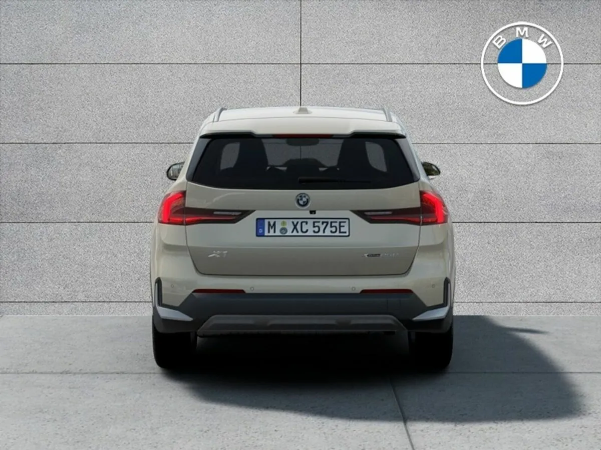 BMW X1 xDrive25e xLine - Image 3