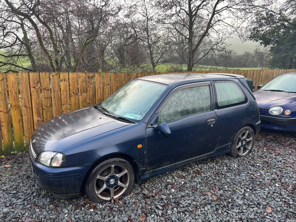 Toyota starlet - Image 3