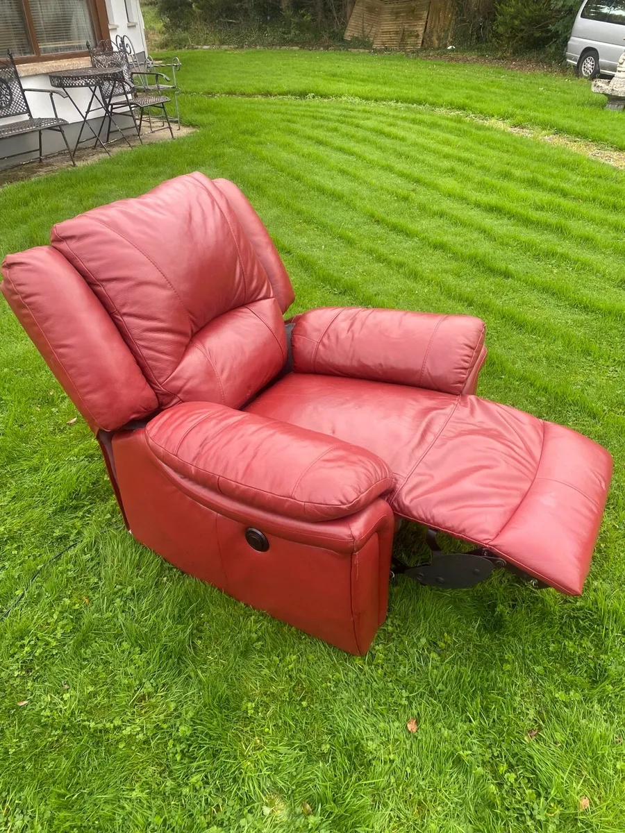 Electric Recliner Leather  Chair - Image 4