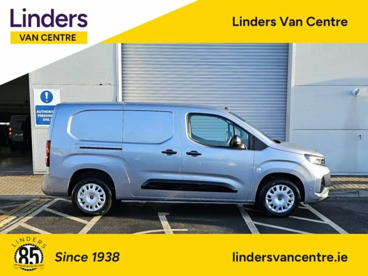Opel Combo LWB SPORTIVE 5YR WARRANTY - Image 4