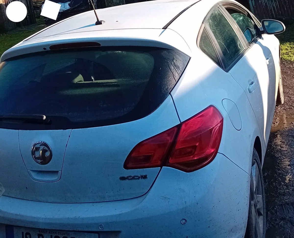 Vauxhall Astra Car - Image 2