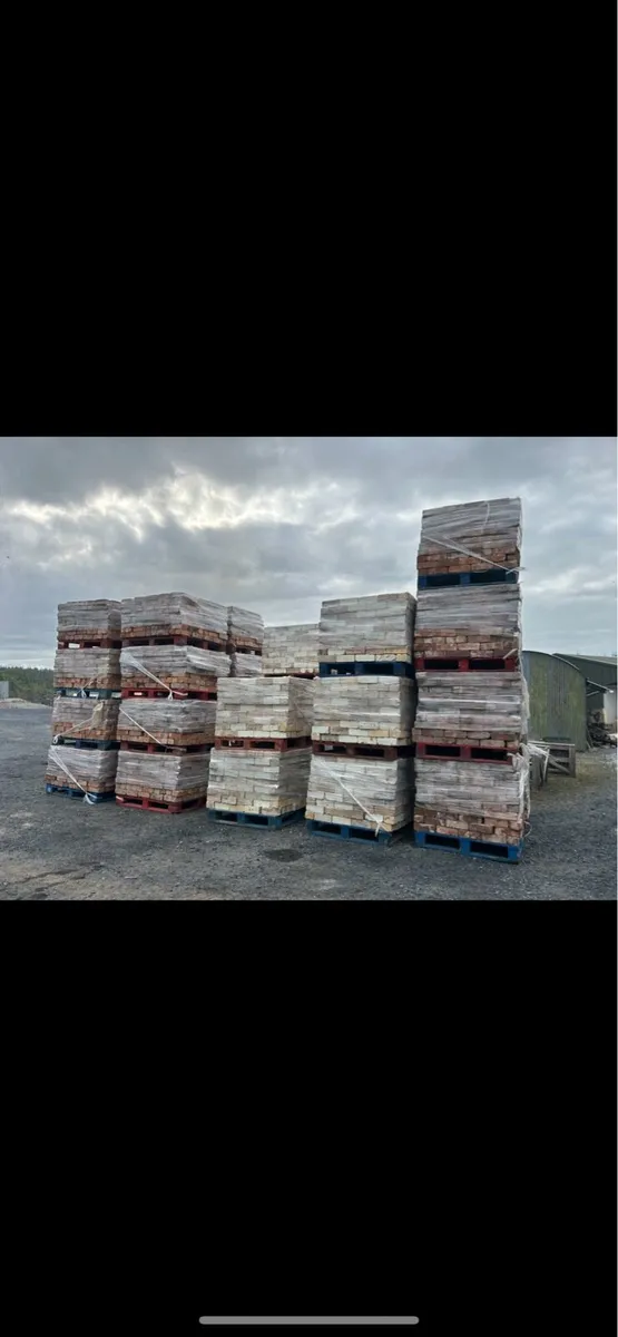 Reclaimed bricks - Image 1