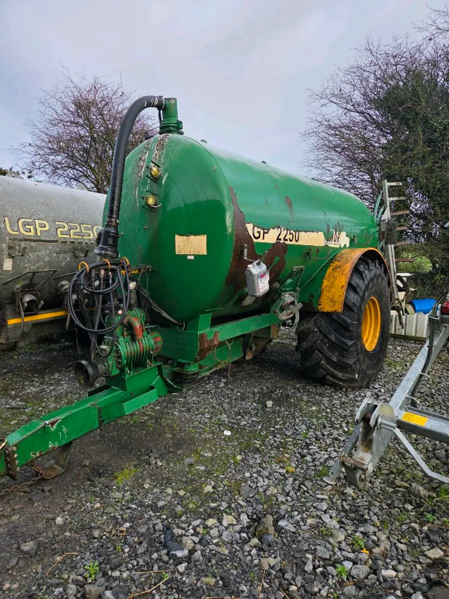 Major 2250 - Image 1