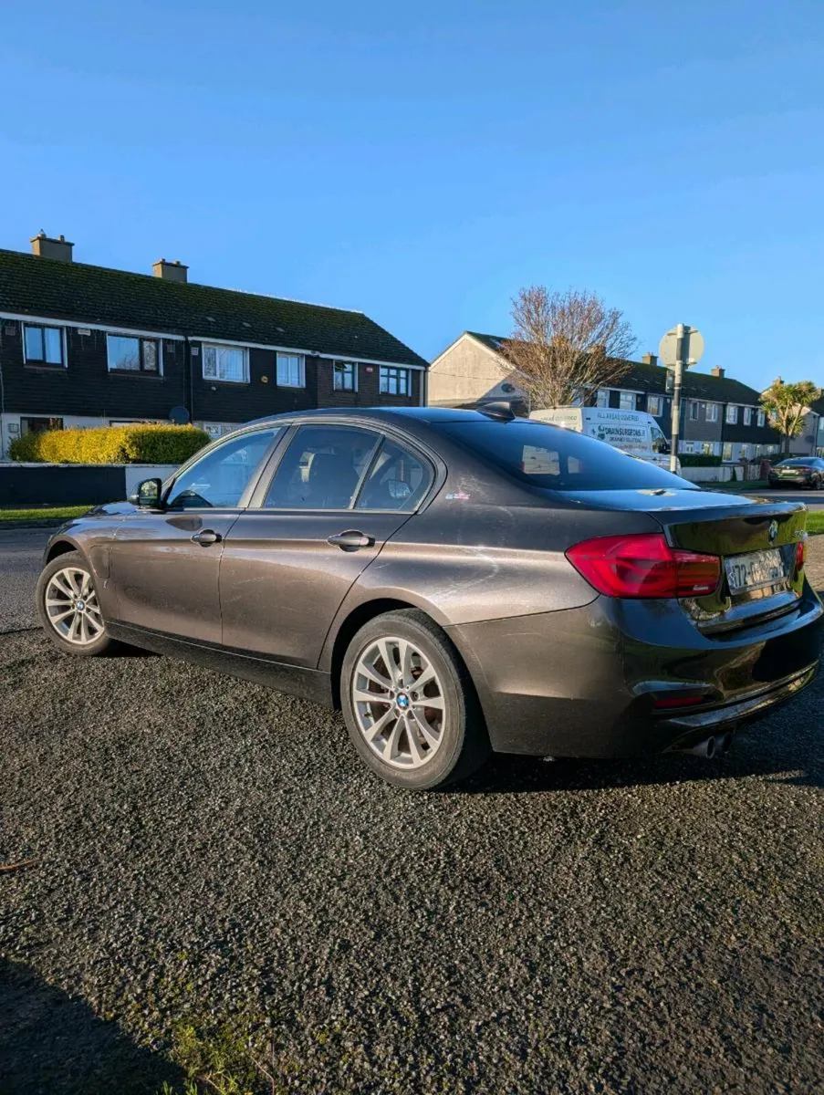 BMW 3-Series 330E Hybrid Auto - Image 3