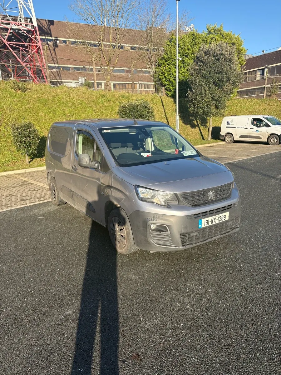 Peugeot partner no VAT - Image 2