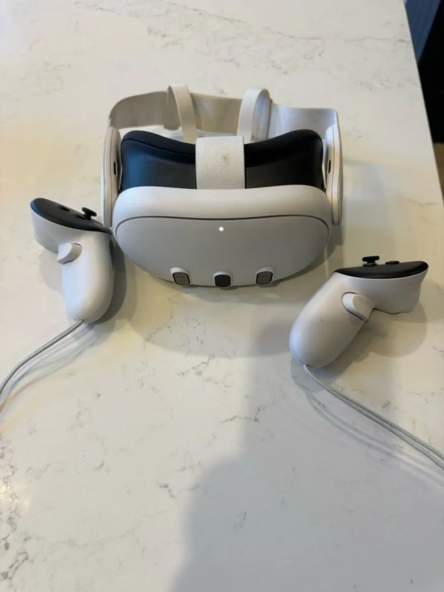 Meta Quest 3 512gb bundle - Image 3