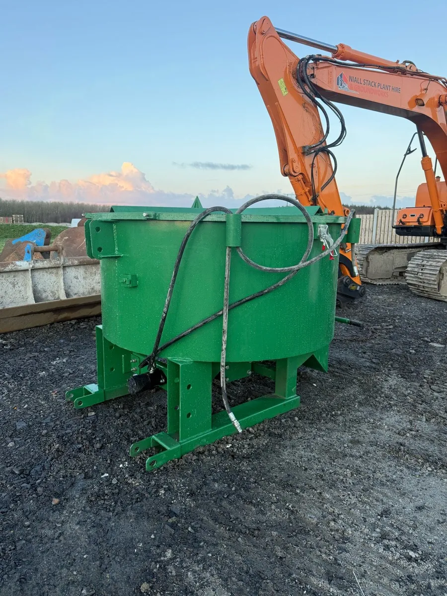 Concrete pan mixer 1.2m - Image 3