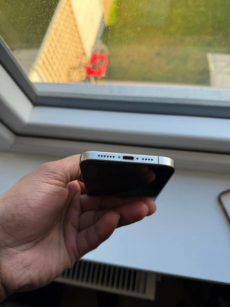 15 pro max 256 gb natural titanium - Image 2