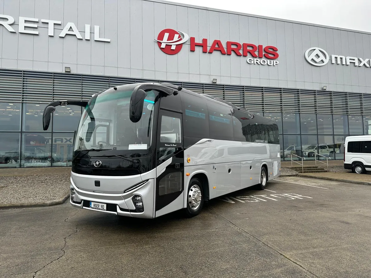 New Higer V Series - V10 ( 43 plus Guide ) - Image 1