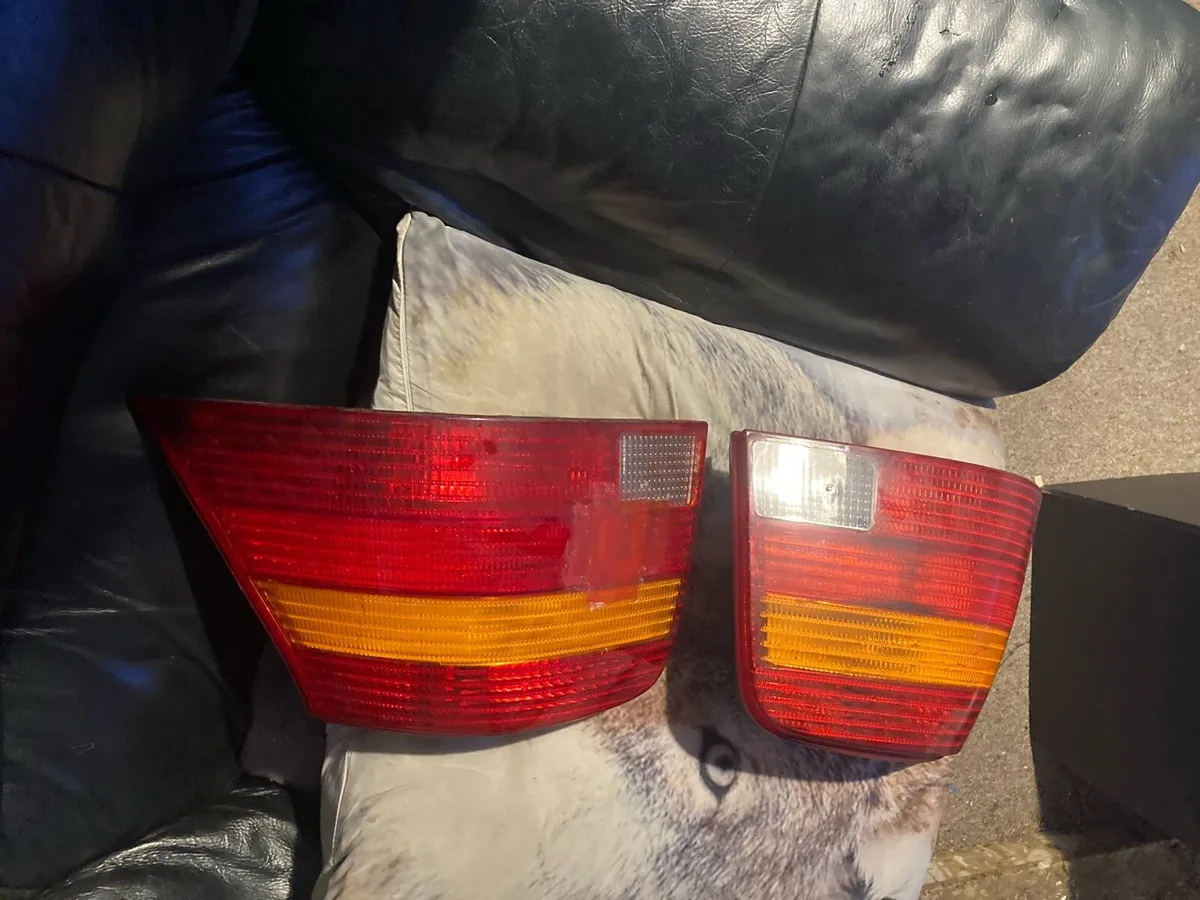 Mark 4 back lights - Image 2