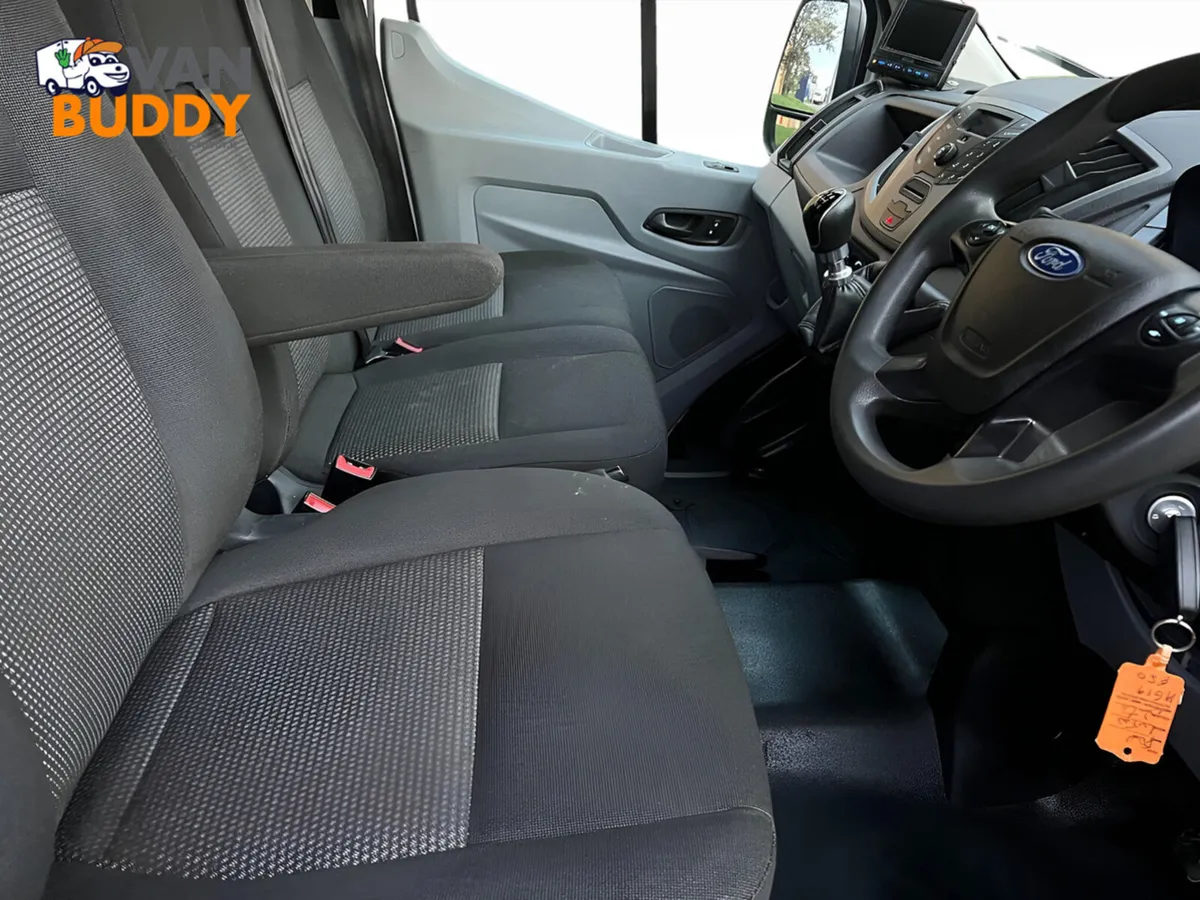 Ford Transit 2.0 350 EcoBlue RWD L4 H1 Euro 6 2dr - Image 2