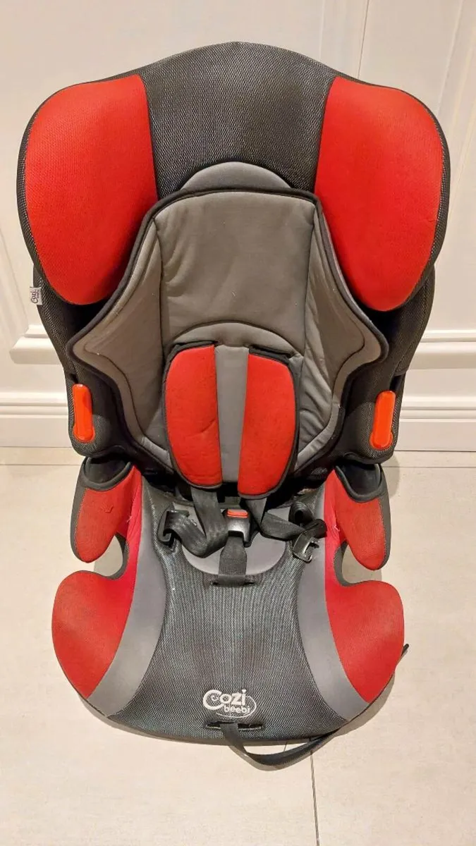Free car seats - Image 1
