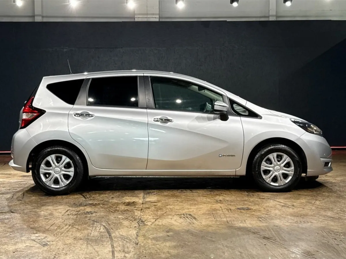 Nissan Note 1.2 E-POWER HYBRID - START/STOP BUTTON - Image 3