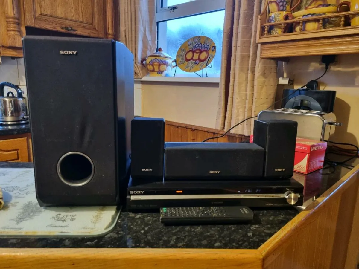 Sony surround system - Image 2