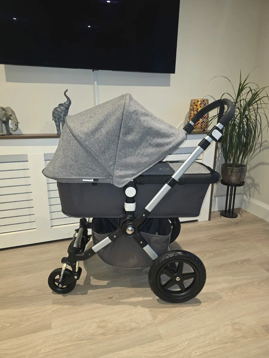 Immaculate condition Bugaboo Cameleon 3 full set - Image 2