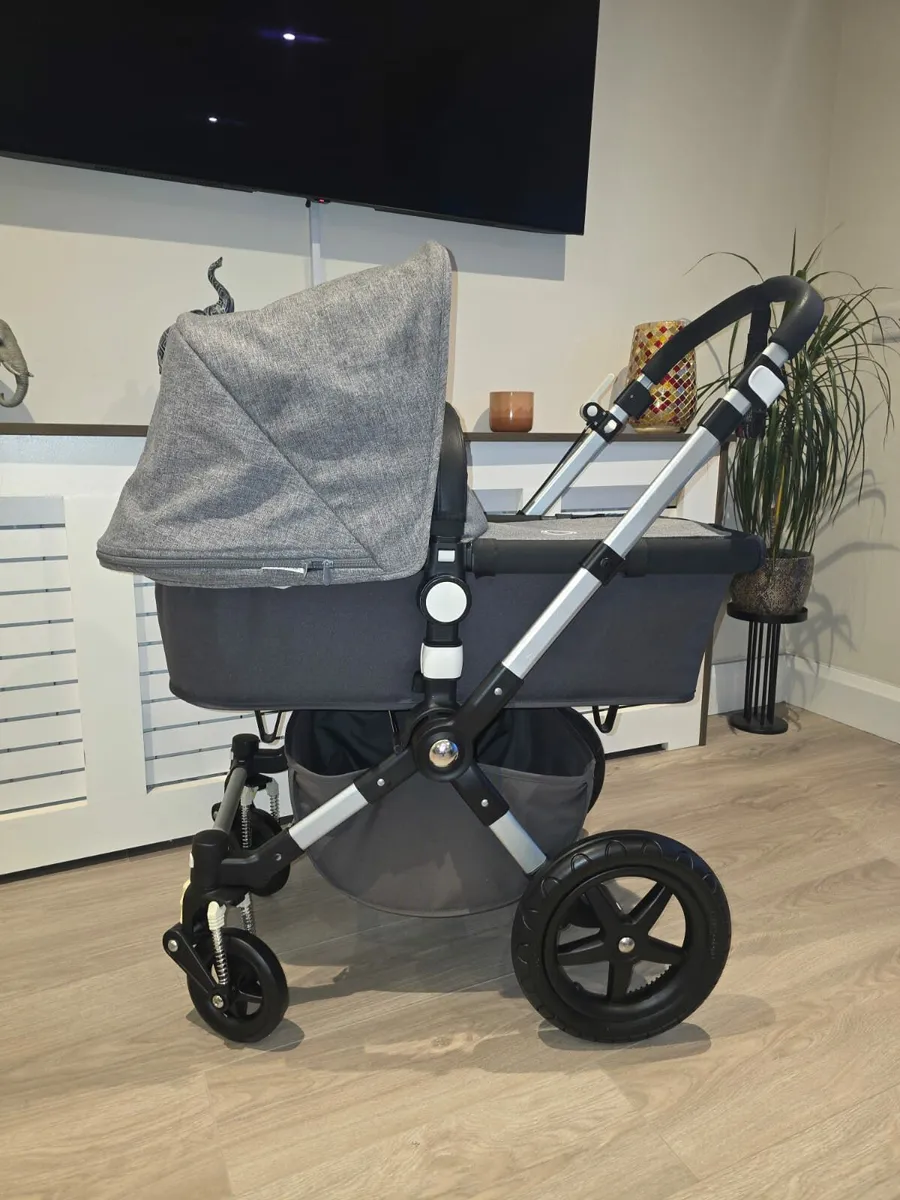 Immaculate condition Bugaboo Cameleon 3 full set - Image 3