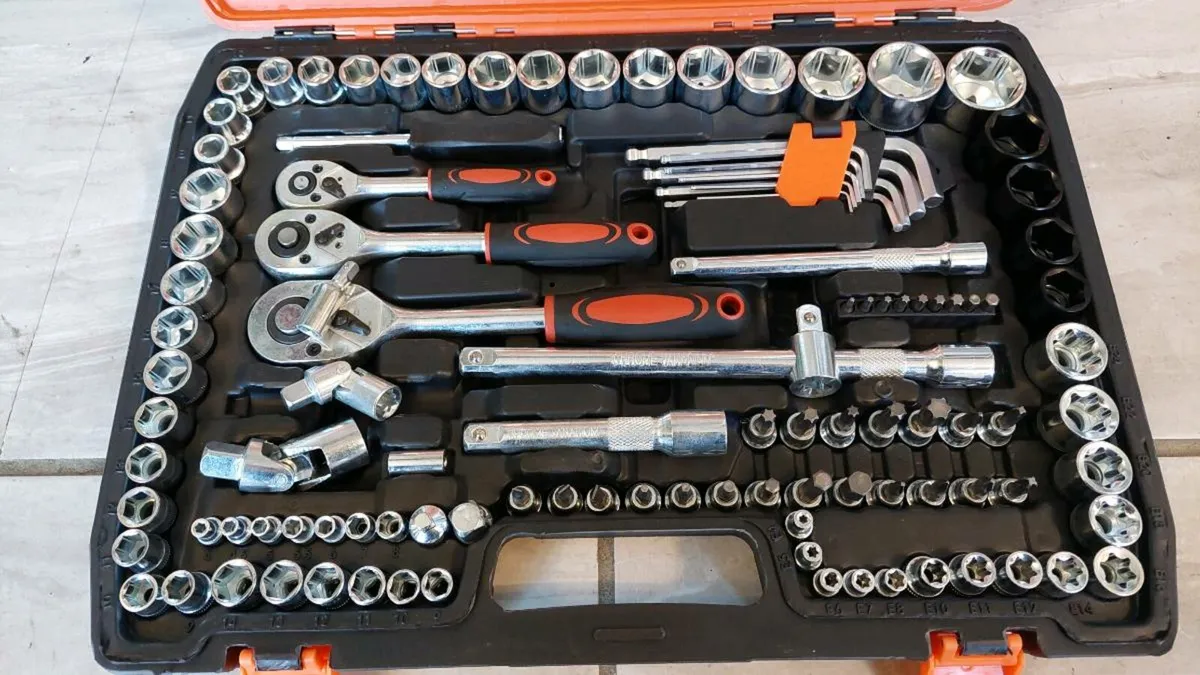 151 Piece Chrome Vanidium Socket Set - Image 3