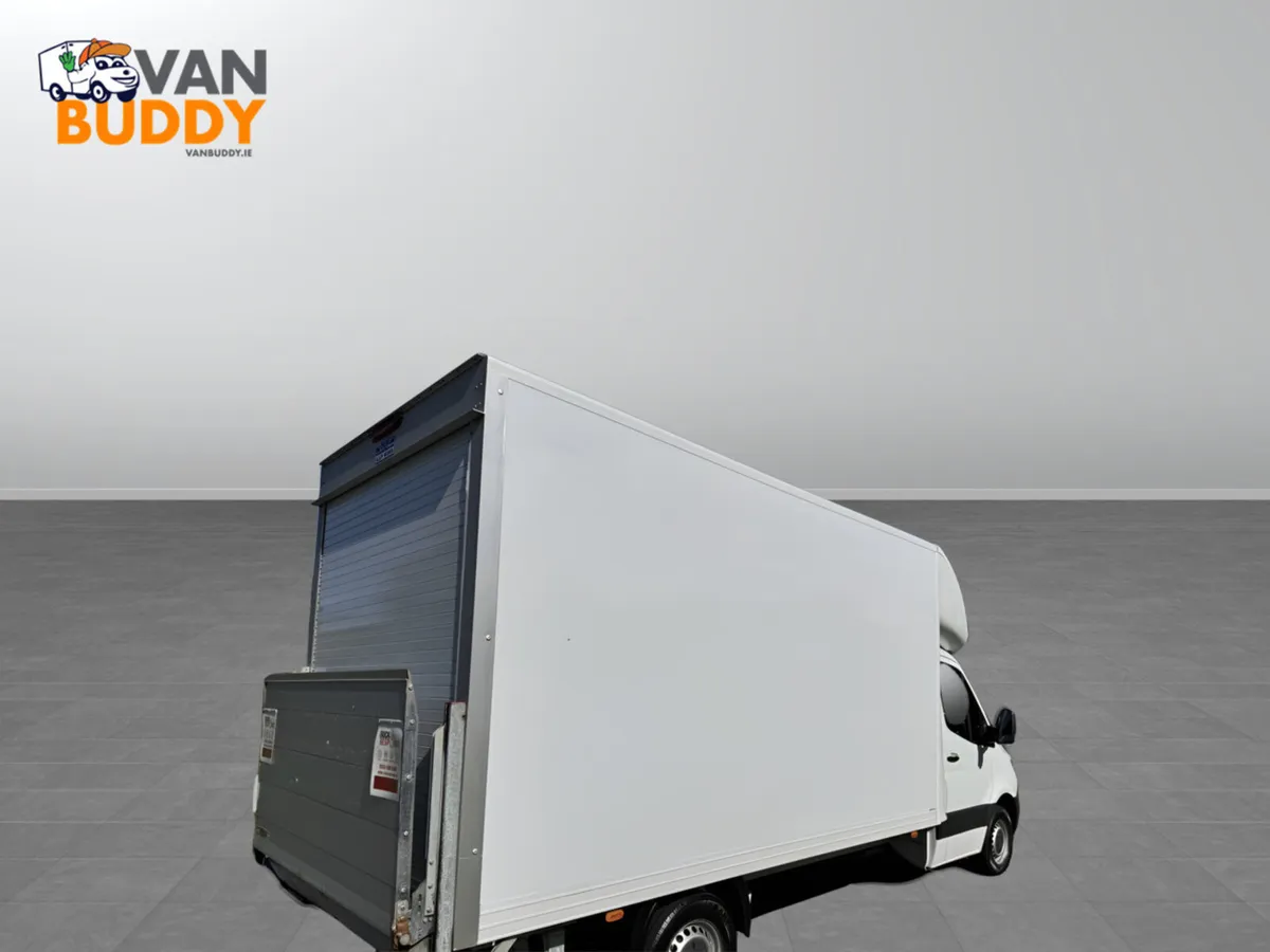 2022 Mercedes-Benz Sprinter 4.2m Curtainsider Van - Image 4