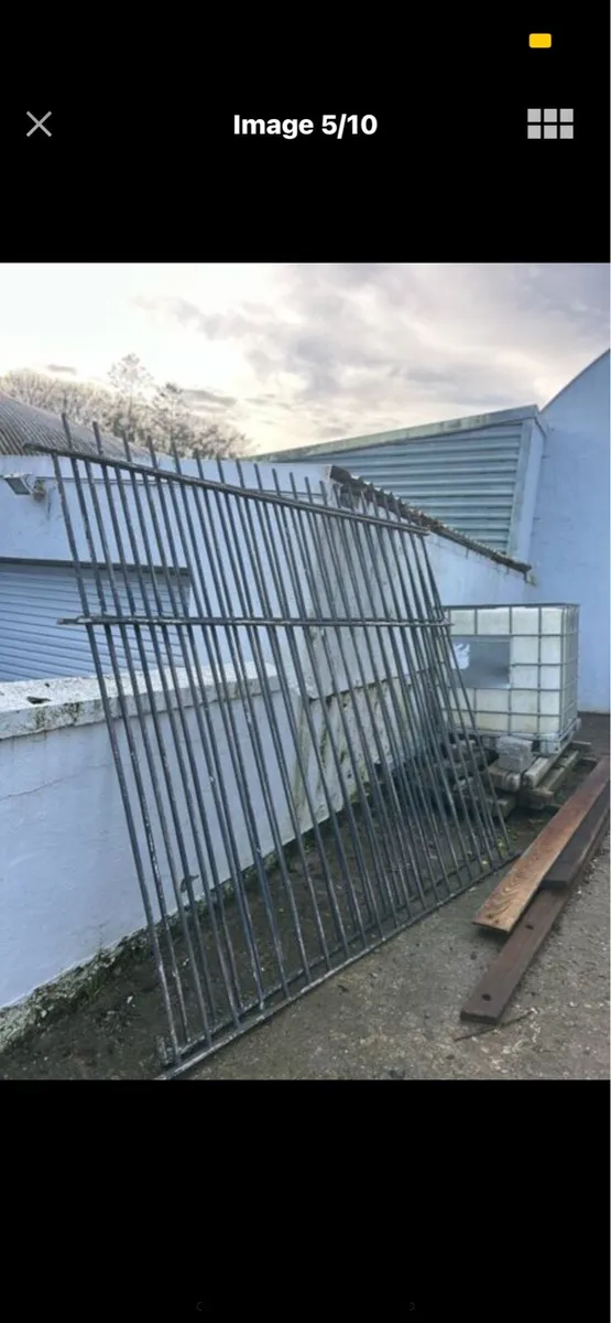 Fencing panels - Image 3