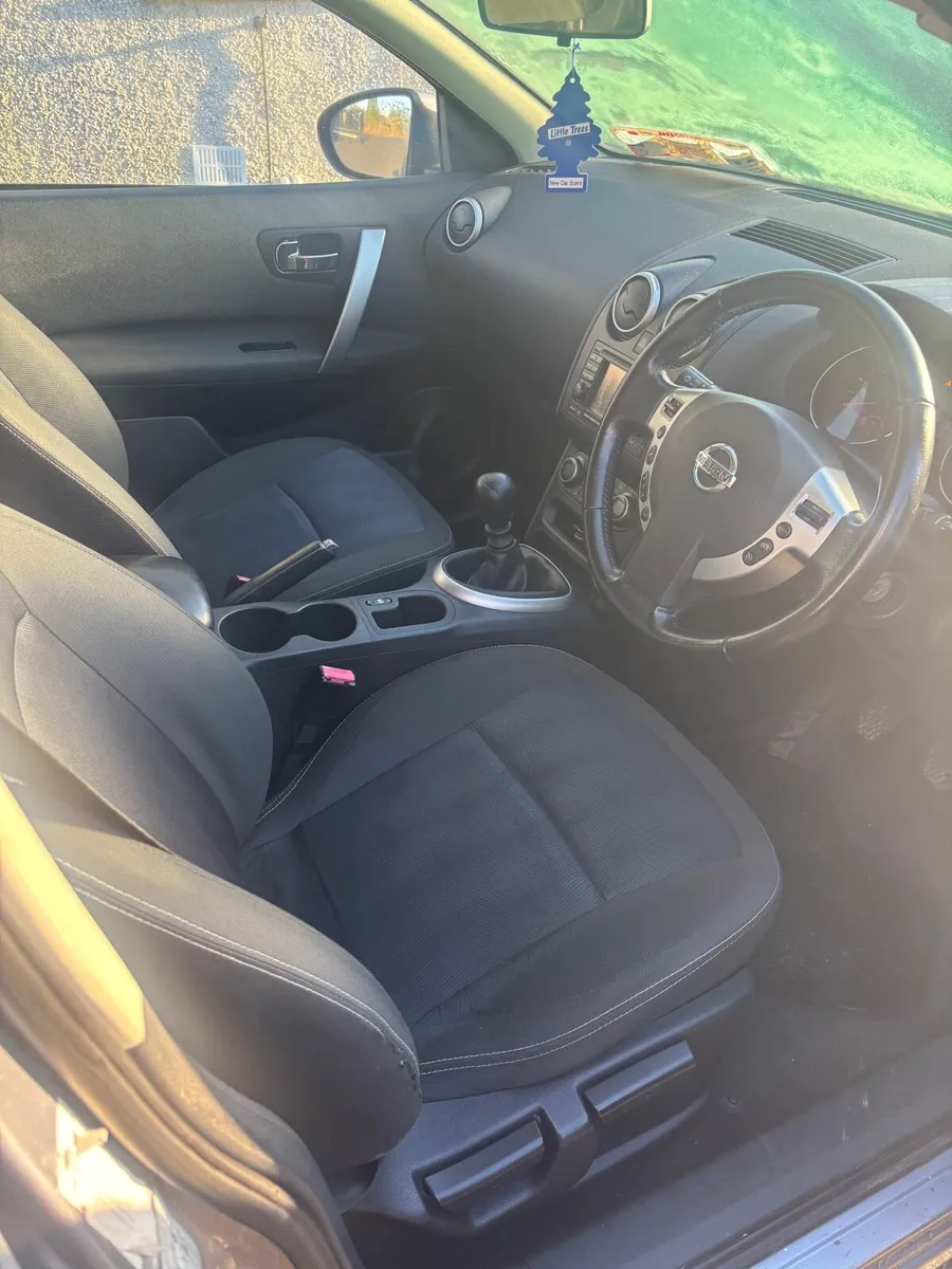 Nissan Qashqai+2 2012 - Image 1