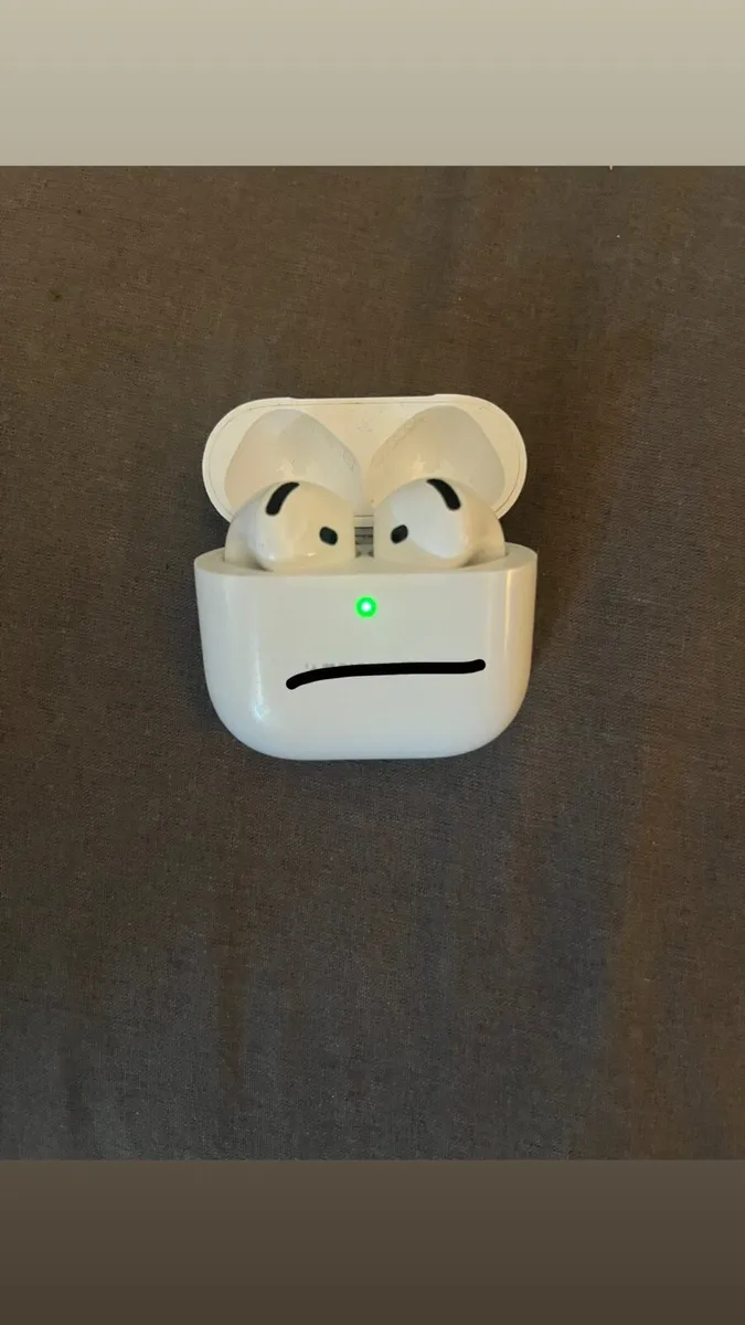 Apple AirPods 4 ANC - Image 1