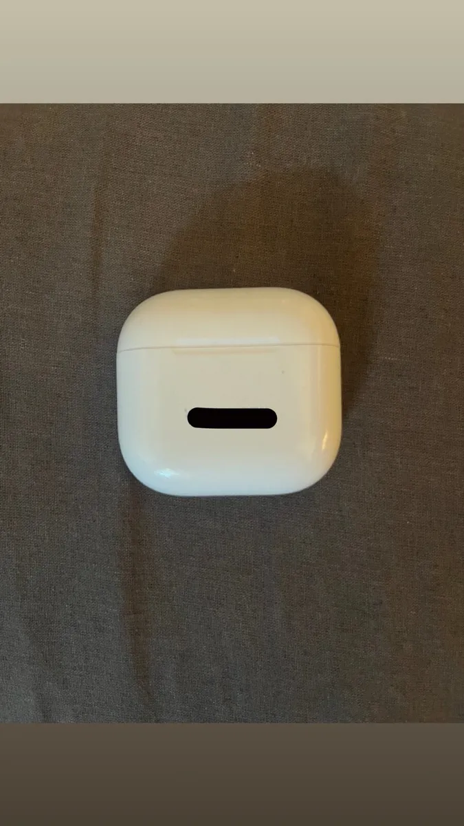 Apple AirPods 4 ANC - Image 2